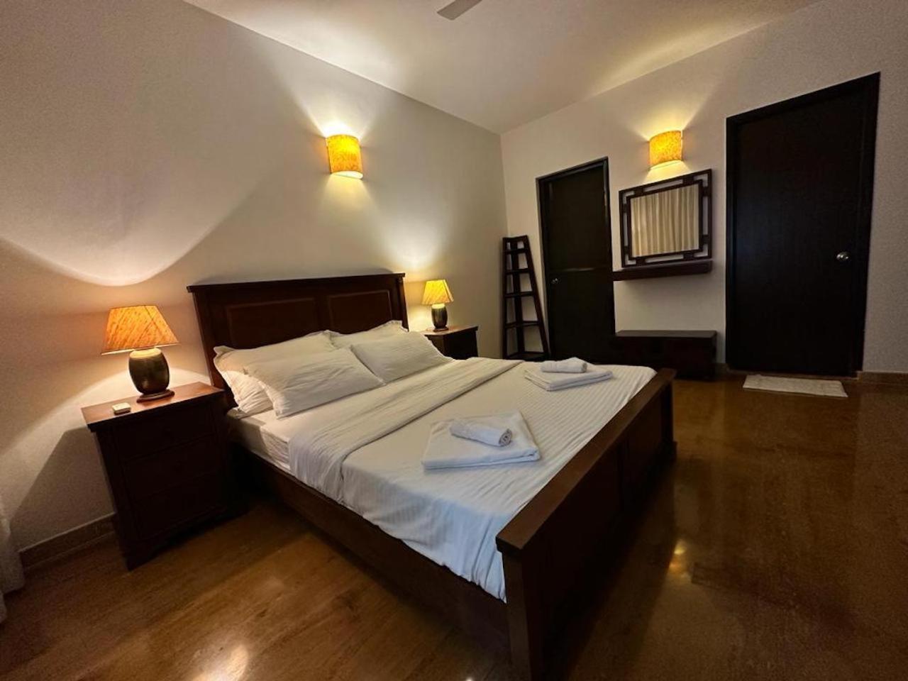 Aguada Villa M - Jia 4 Candolim Goa 3Bhk, Pool Facing, Near Beach, Free Breakfast, Free Wifi And Prime Location מראה חיצוני תמונה